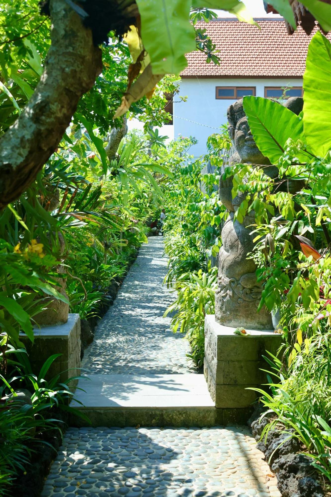Melati Bali 2 Hotel Canggu Екстериор снимка